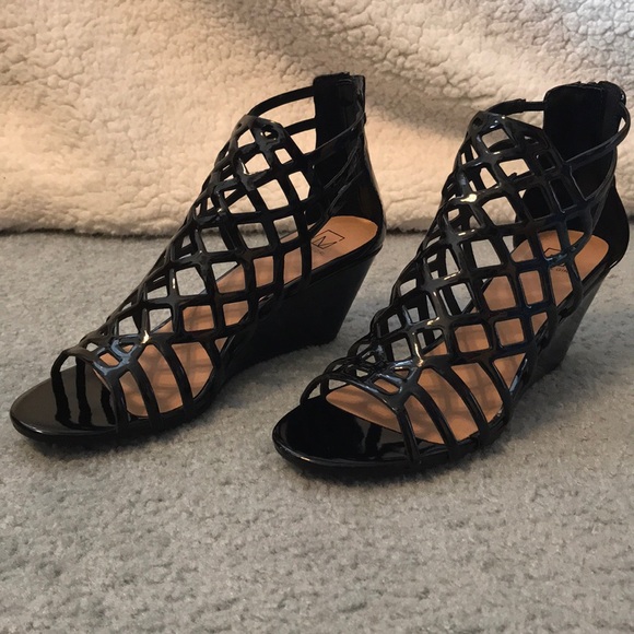 material girl wedge sandals